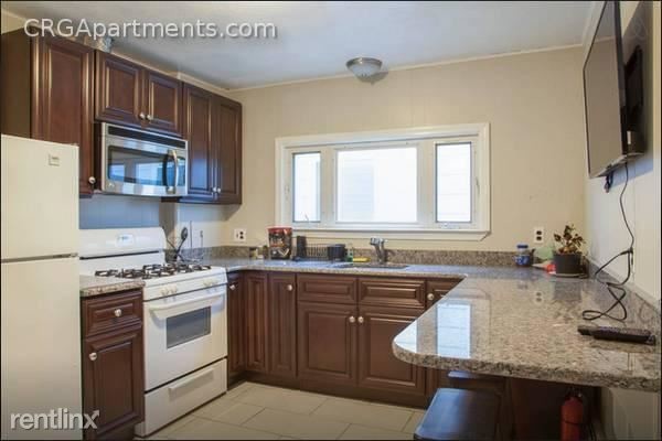 17 Hunting St-Unit -# 2 in Cambridge, MA - Foto de edificio