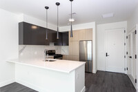 475 Smith Street in Perth Amboy, NJ - Building Photo - Interior Photo