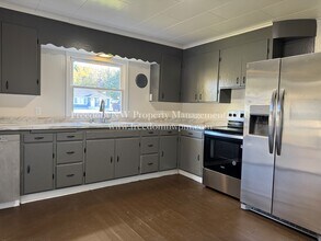 3052 Jackson Hwy in Chehalis, WA - Building Photo - Building Photo