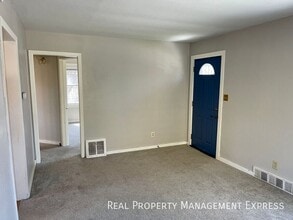 Beautiful 3 Bedroom Home in Southwest Siou in Sioux Falls, SD - Building Photo - Building Photo