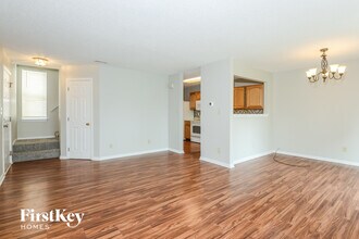 1319 Freemont Ln, Unit 03-319 in Greenwood, IN - Building Photo - Building Photo