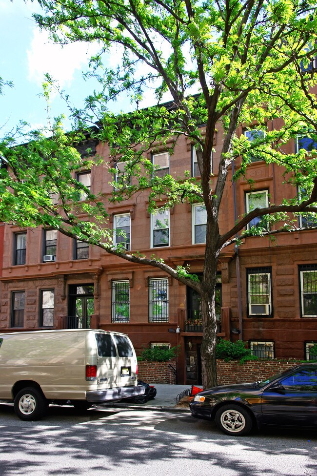 147 W 93rd St in New York, NY - Building Photo - Building Photo
