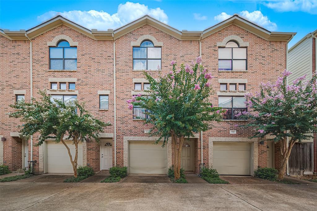 3501 Link Valley Dr. in Houston, TX - Building Photo