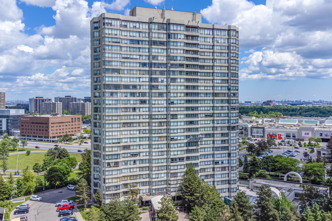 Belair Condos in Brampton, ON - Building Photo