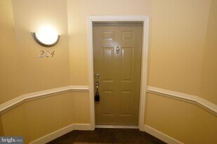 2115 Ganton Green in Ellicott City, MD - Building Photo