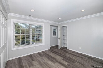 145 Horizon View Dr in Farmingville, NY - Building Photo - Building Photo