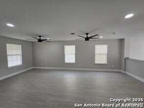 11030 Geneva Sound in San Antonio, TX - Building Photo - Building Photo