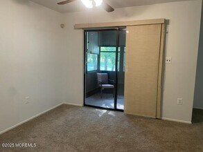 140 Amberly Dr in Englishtown, NJ - Building Photo - Building Photo