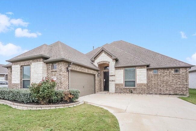 220 Watson St in Red Oak, TX - Building Photo - Building Photo