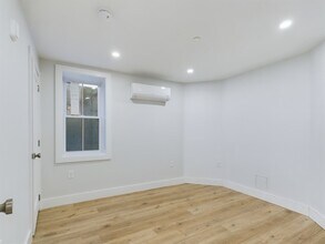 24 Elder St, Unit 1 in Boston, MA - Building Photo - Building Photo