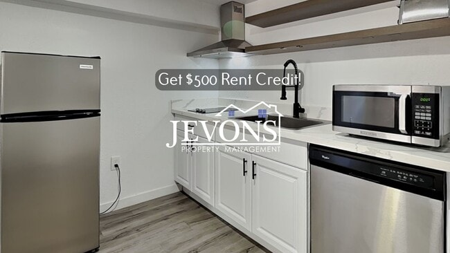 property at 630 N Skyline Dr