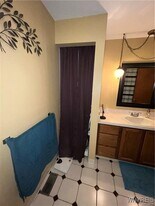 3279 Clinton St in Buffalo, NY - Building Photo