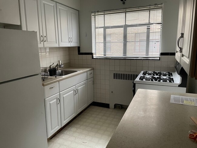 2625 Park Ave, Unit Apt in Norwood, OH - Building Photo - Building Photo