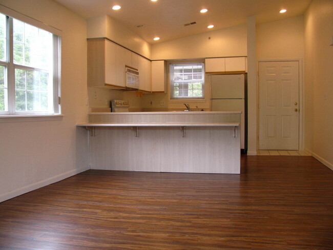 property at 400 E Rockford Dr