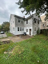 1319 Rollins Rd in Toledo, OH - Building Photo - Building Photo