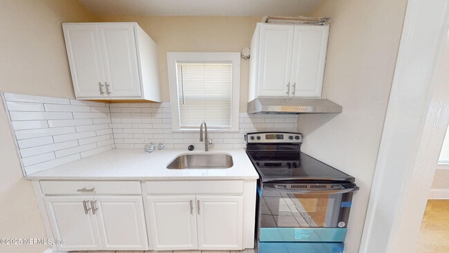 4429 San Juan Ave in Jacksonville, FL - Building Photo - Building Photo