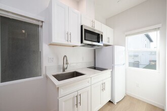 2201-2217 Bonita Ct in Lemon Grove, CA - Building Photo - Building Photo