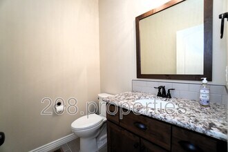 38 E Ranch Dr in Eagle, ID - Building Photo - Building Photo