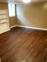 710 E 9th St-Unit -710B in Bloomington, IN - Foto de edificio - Building Photo