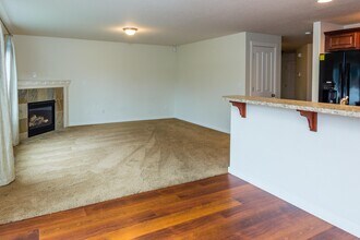 5517 NE 71st Ave in Vancouver, WA - Building Photo - Building Photo