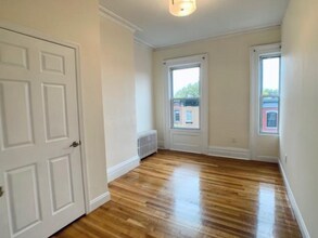 725 Garden St, Unit #4 in Hoboken, NJ - Building Photo - Building Photo