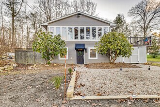 25 Cottage Grove Rd in Goshen, CT - Building Photo - Building Photo