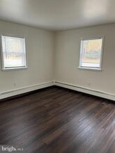 218 Elizabeth St in Bordentown, NJ - Building Photo - Building Photo