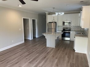 1300 Spring Dr in Opelika, AL - Building Photo - Building Photo