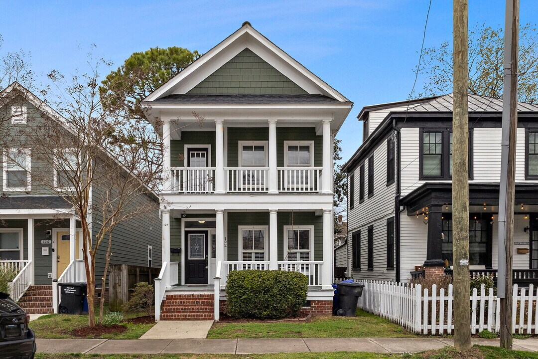 122 Riverview Ave in Portsmouth, VA - Building Photo