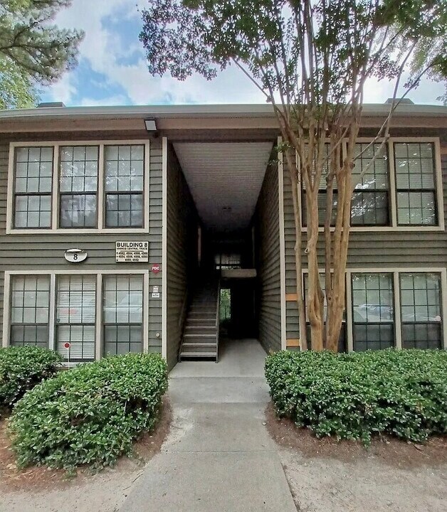 4568 Vinings Central Trce SE, Unit 54 in Atlanta, GA - Building Photo