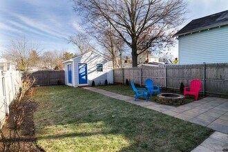 58 Ripley St in Somerset, MA - Building Photo - Building Photo