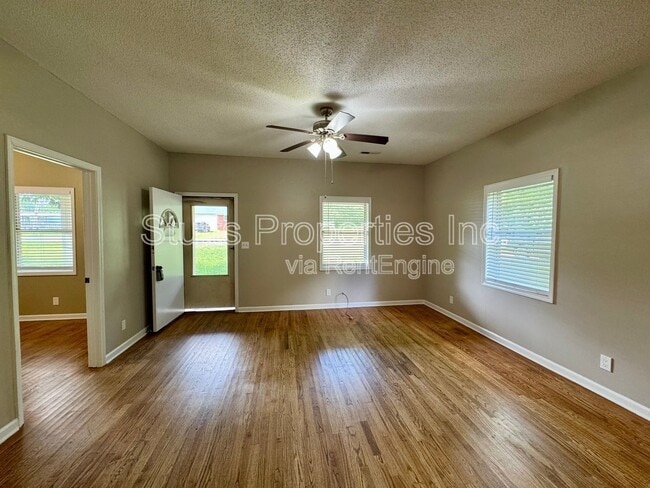 237 County Rd 457 in Florence, AL - Building Photo - Building Photo