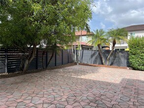 9140 SW 153rd Ave in Miami, FL - Building Photo - Building Photo