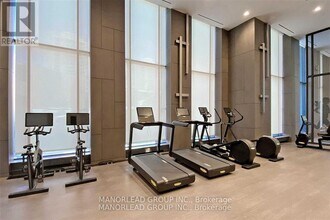 15 Holmes Ave in Toronto, ON - Building Photo - Building Photo