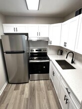 687 Durham Cir in Deerfield Beach, FL - Building Photo - Building Photo