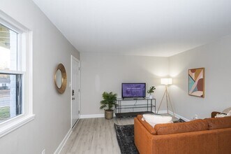 2312 S Roxboro St in Durham, NC - Building Photo - Building Photo