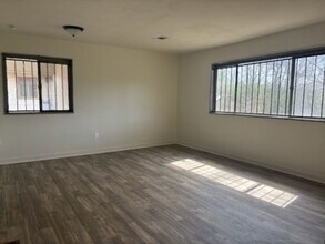 1539 Woodburn St in Jackson, MS - Building Photo - Building Photo