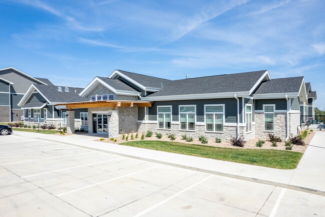The 8801 CLO in Lincoln, NE - Foto de edificio - Building Photo