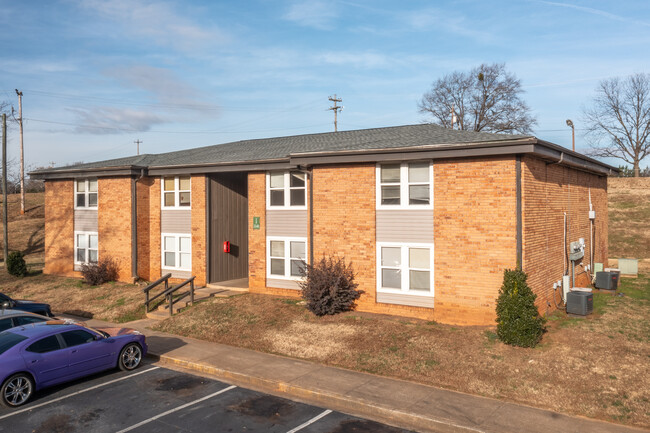 Magnolia Ridge Apartments in Gaffney, SC - Foto de edificio - Building Photo