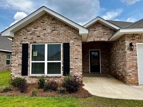 10498 S Redland St in Mobile, AL - Building Photo - Building Photo