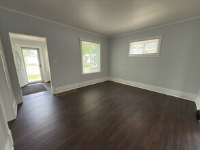 1473 Montgomery Ave, Unit 1 in Muskegon, MI - Building Photo - Building Photo