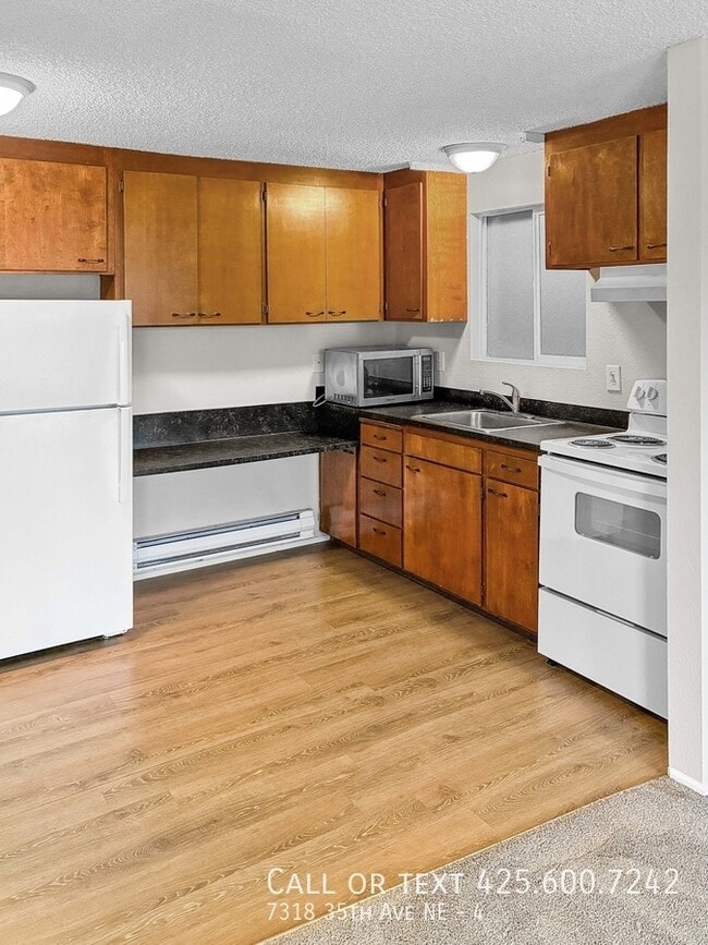 7318 35th Ave NE in Seattle, WA - Building Photo - Building Photo