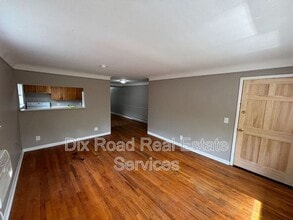 1616 Pelham Pl in Cincinnati, OH - Building Photo - Building Photo