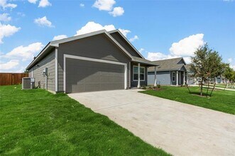 1628 Baugh St in McKinney, TX - Foto de edificio - Building Photo