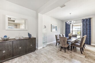 4641 Azalea Dr in Naples, FL - Building Photo - Building Photo