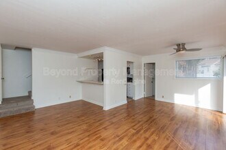 7056 Park Mesa Way in San Diego, CA - Building Photo - Building Photo