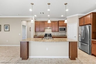20088 Tavernier Dr in Estero, FL - Building Photo - Building Photo