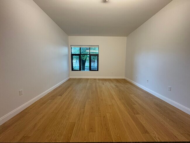 87 Gardner St, Unit 107 in Boston, MA - Building Photo - Building Photo