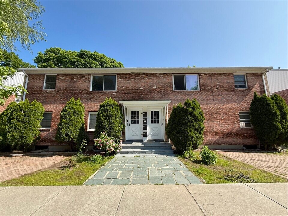 45 Aldrich Rd in Watertown, MA - Building Photo
