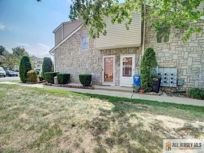 property at 87 Farnham Square